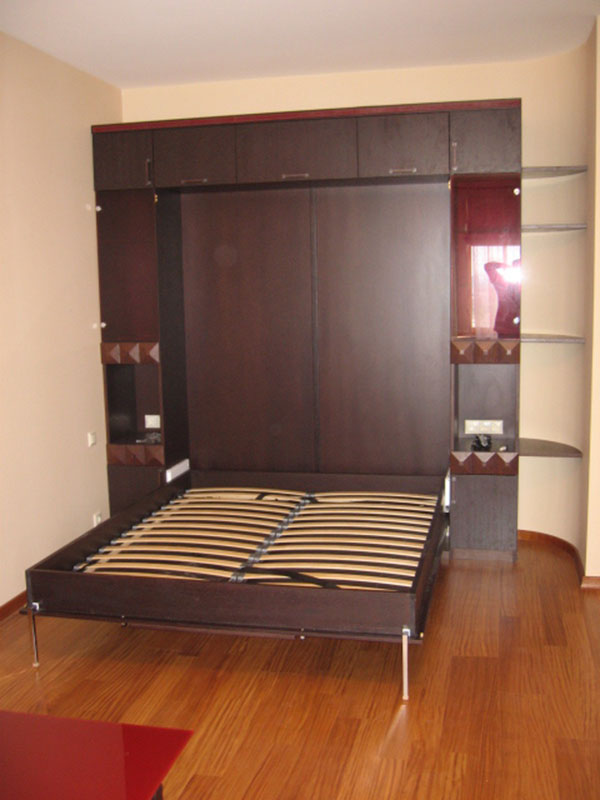 Шкаф с откидной кроватью